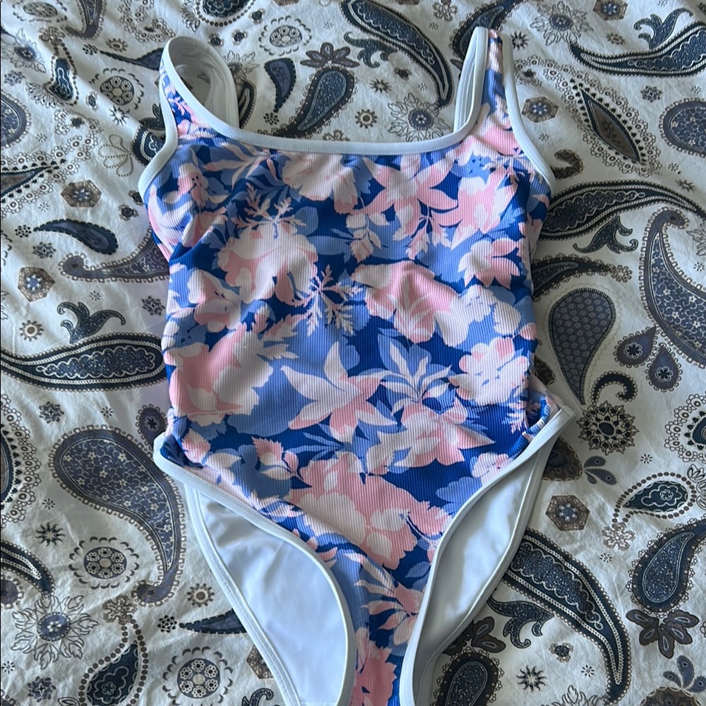Lain snow swimsuit
